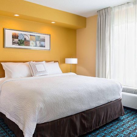 Fairfield Inn & Suites Valparaiso Buitenkant foto